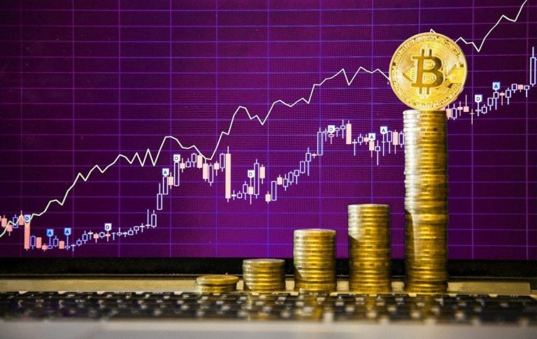 Trading crypto at Coinstirs