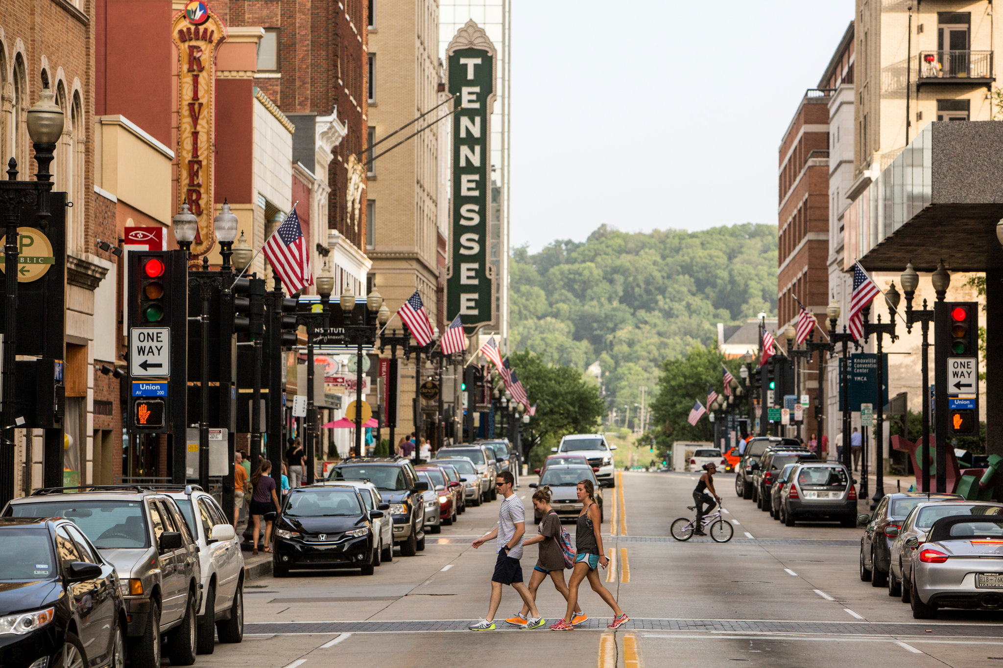 things-to-remember-when-traveling-to-knoxville-tn-zed-off