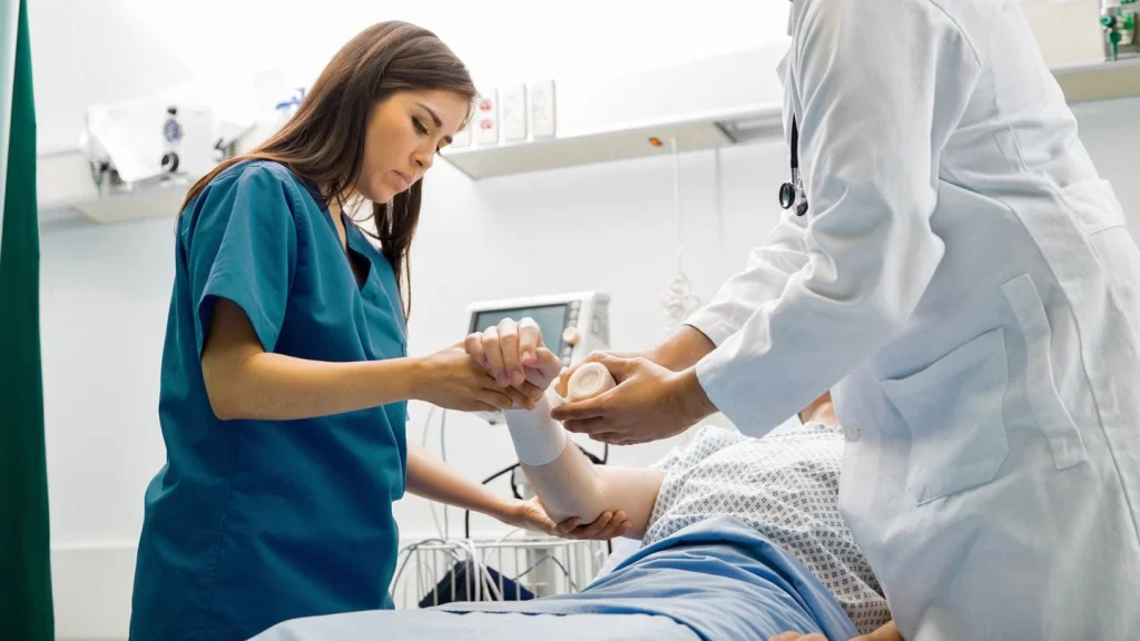 Alcohol Withdrawal in a Hospital Setting Alcohol Withdrawal in a Hospital Setting